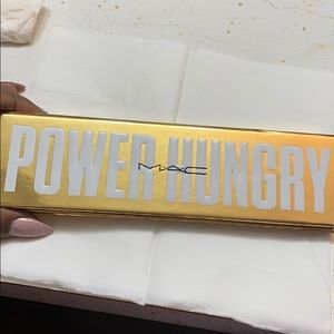 Mac eyeshadow pallete